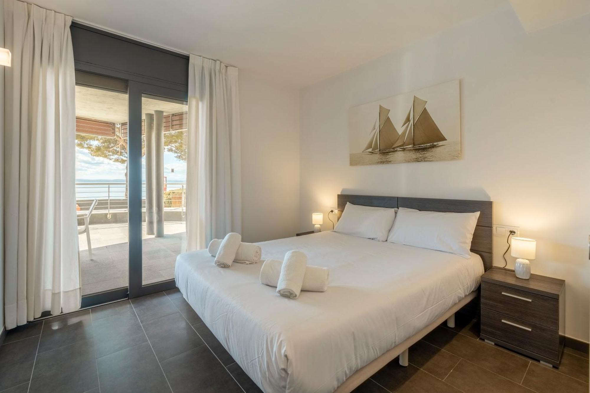 Apartamento Con Gran Terraza Delante Del Mar Roses Exteriér fotografie