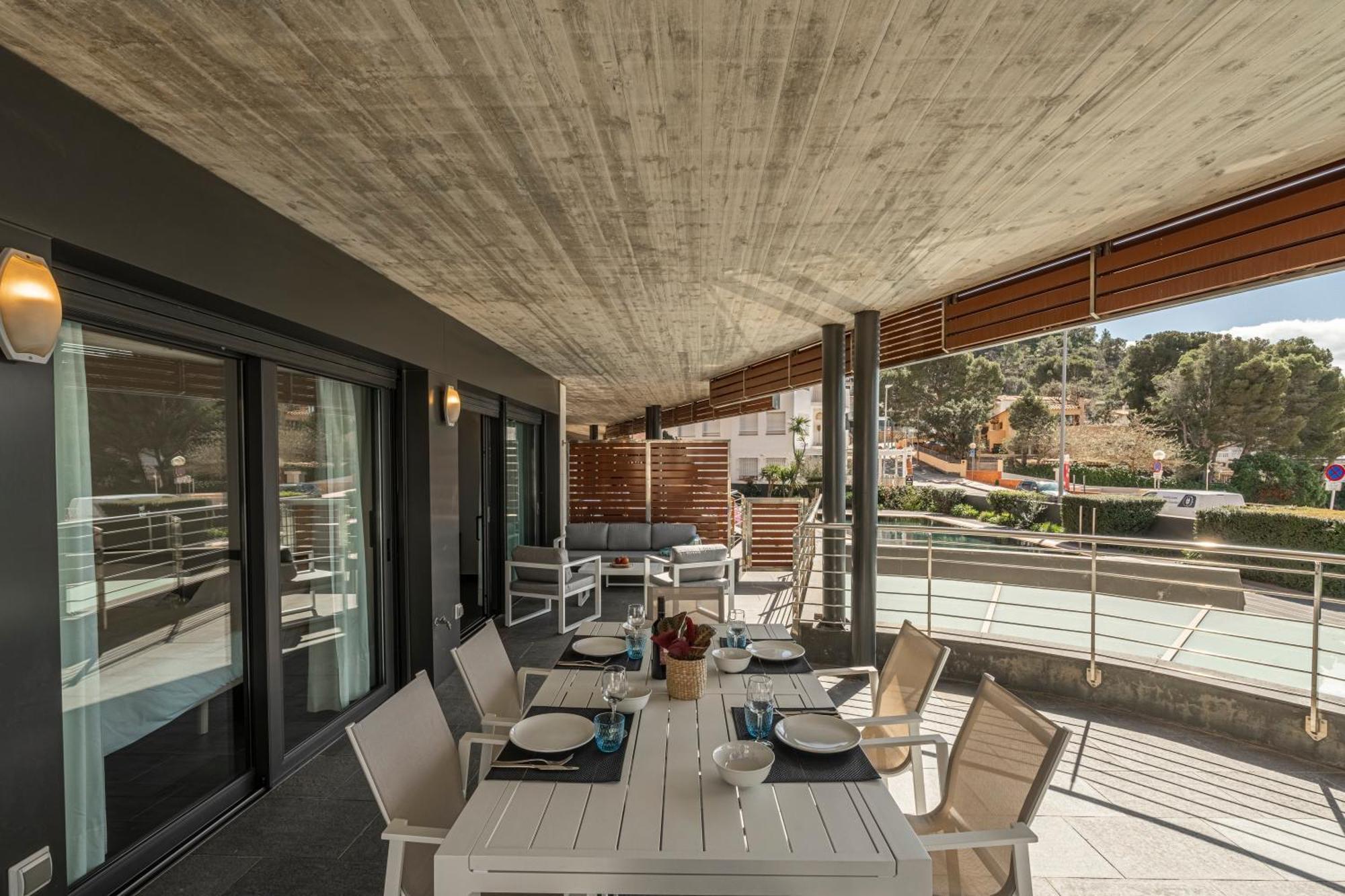 Apartamento Con Gran Terraza Delante Del Mar Roses Exteriér fotografie